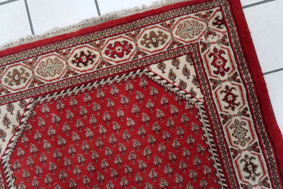 Handmade vintage Indian Seraband rug 3' x 5.2' (92cm x 161cm) 1970s - 8