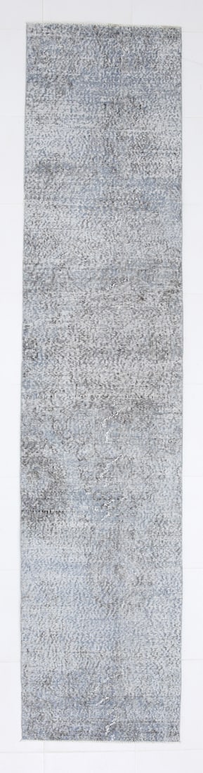 2'3'' x 10'5'' Turkish Handmade Kilim Rug - 23104: Title: 2'3'' x 10'5'' Turkish Handmade Kilim Rug - 23104Description:2'3'' x 10'5'' Turkish Handmade Kilim Rug - 23104Origin:TurkiyeDate/Period:1960-90Materials:Wool,CottonDimension:2'3''x10'5'' ft,