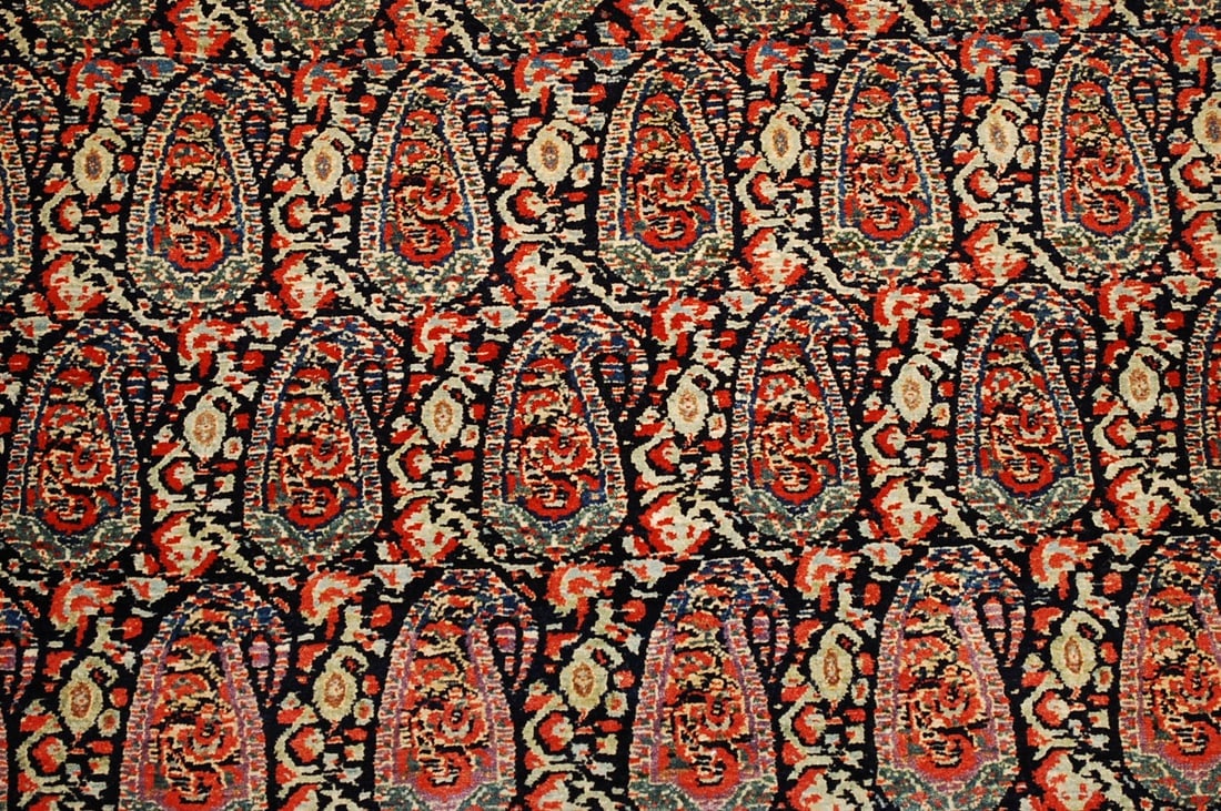 Persian SENNAH RUG 5.2 x 7.3 - 7