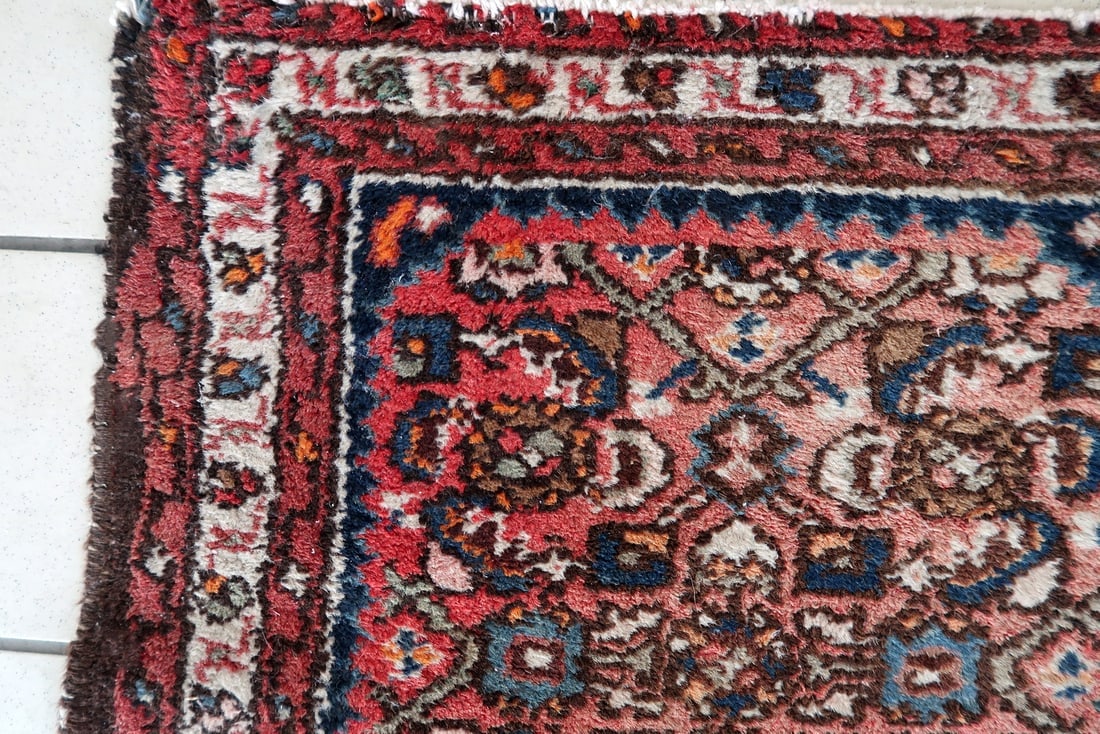 Handmade vintage Persian Hamadan rug 2' x 2.8' (62cm x 86cm) 1970s - 4