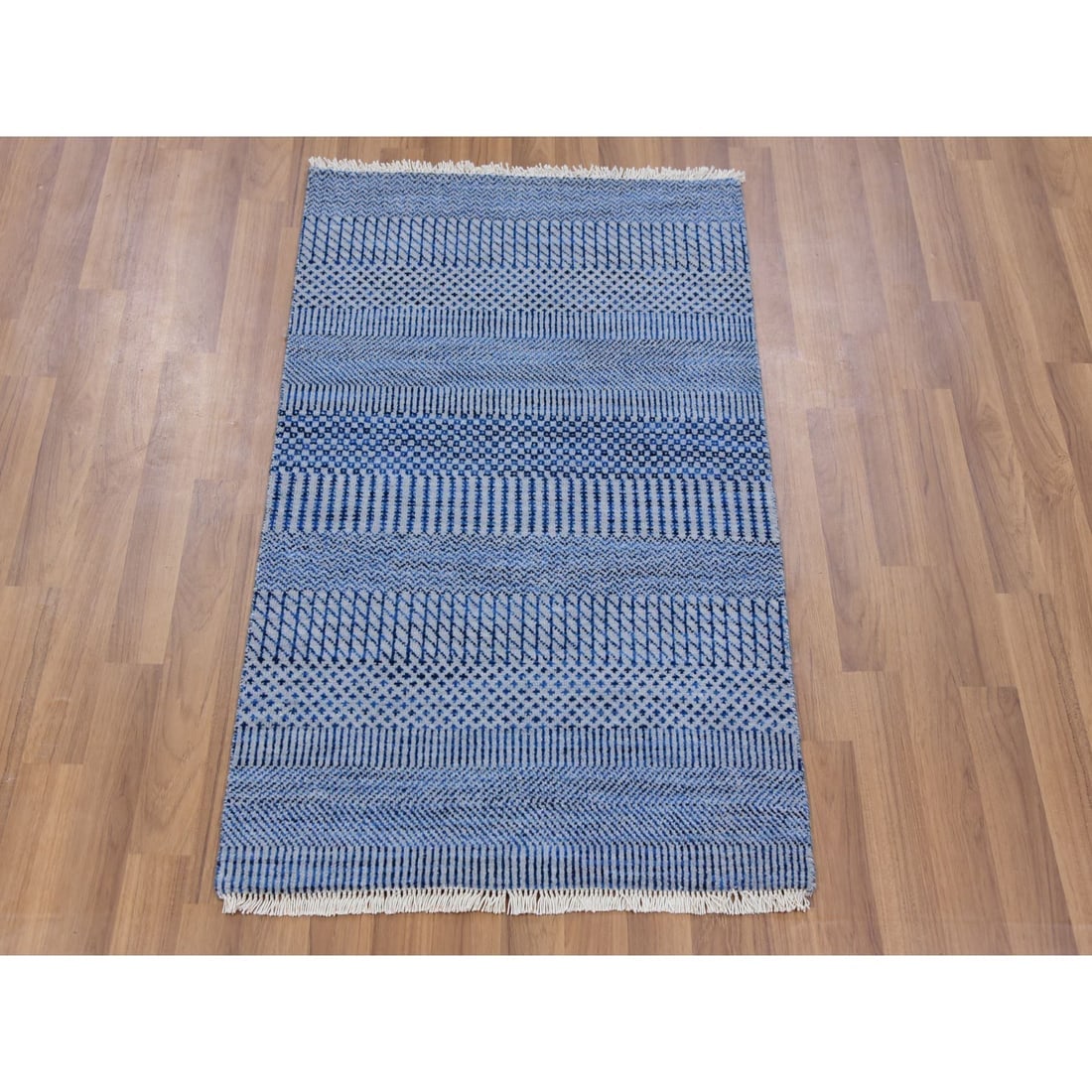 Chrome Gray Hand Knotted Grass Design Dyed Organic Wool Mat Rug - 2