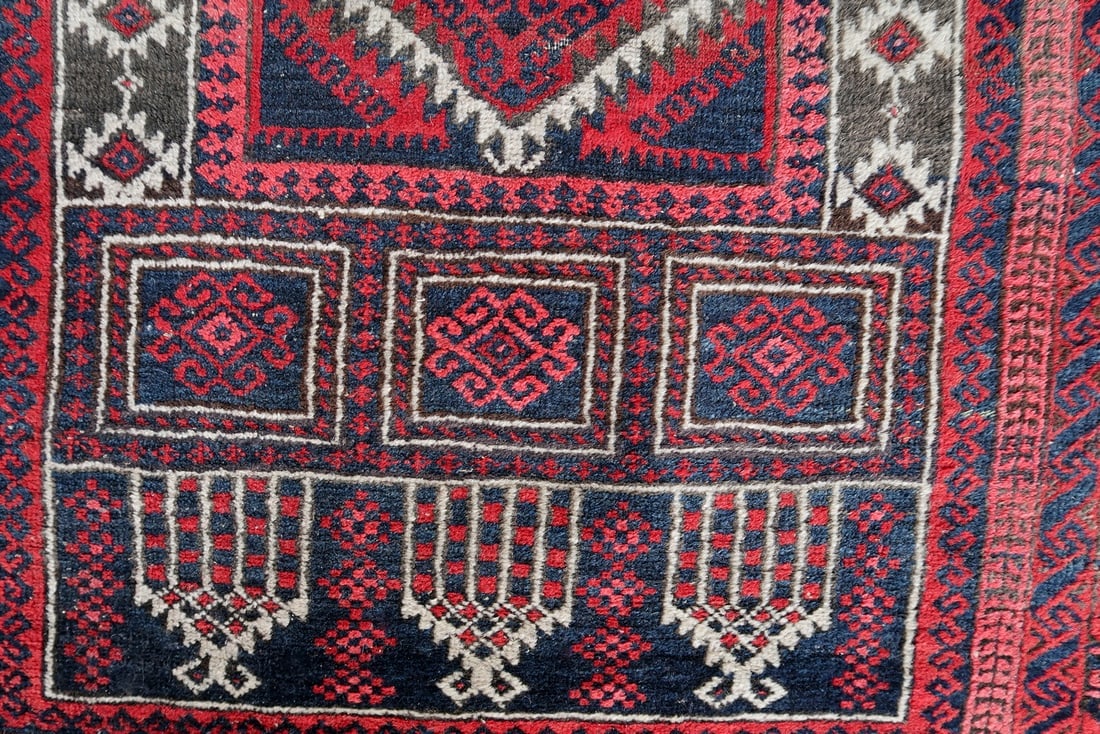Handmade vintage Afghan Baluch prayer rug 3' x 4.9' (94cm x 152cm) 1940s - 10