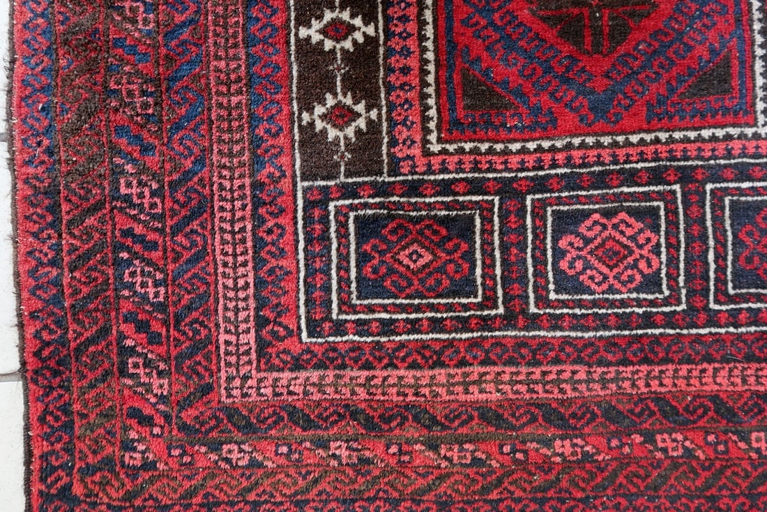 Handmade vintage Afghan Baluch prayer rug 3' x 4.9' (94cm x 152cm) 1940s - 2