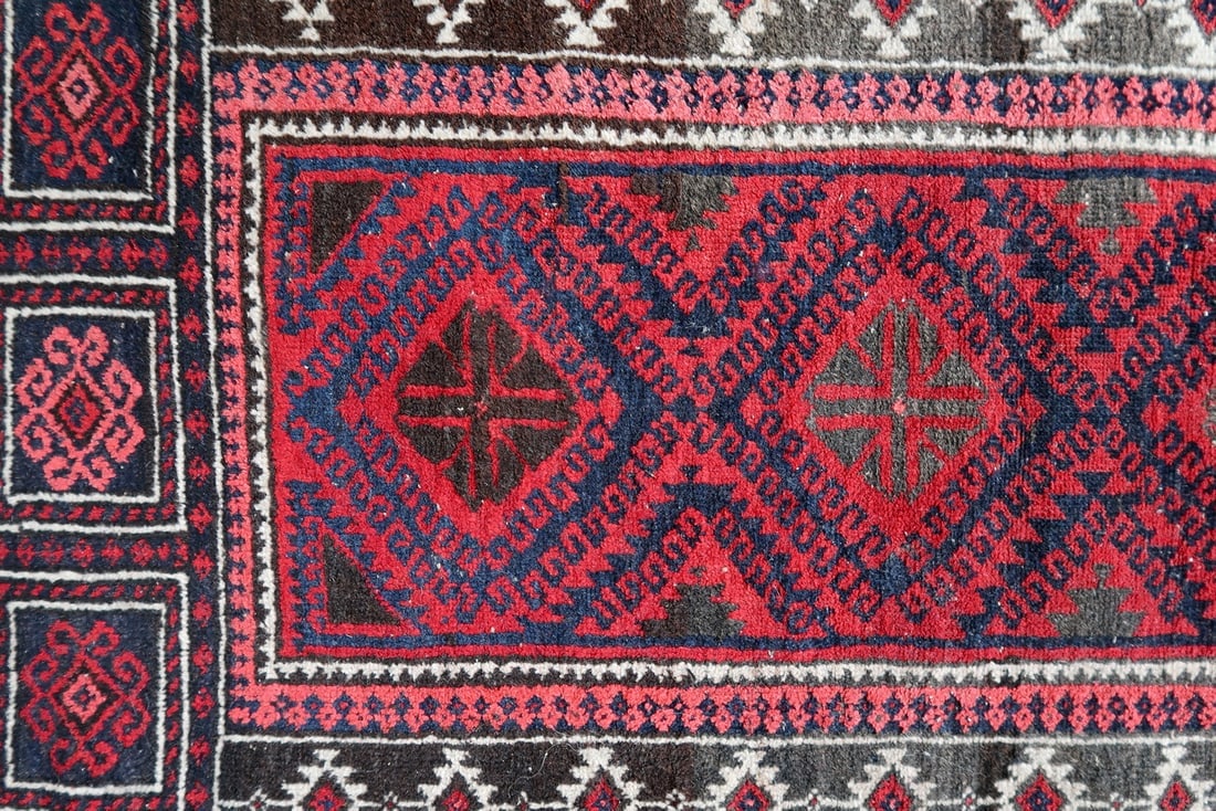 Handmade vintage Afghan Baluch prayer rug 3' x 4.9' (94cm x 152cm) 1940s - 5