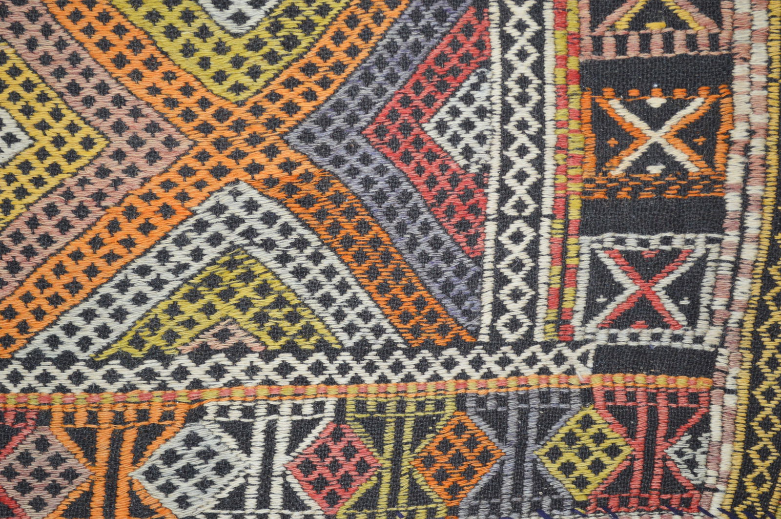 TURKISH FLATWEAVE WOOL RUG - 4