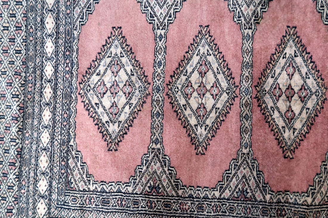 Handmade vintage Uzbek Bukhara rug 3.1' x 5' (97cm x 153cm) 1970s - 6