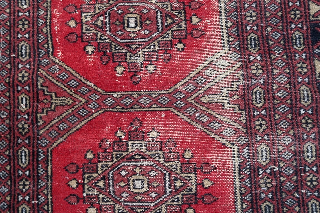 Handmade vintage Uzbek Bukhara rug 3' x 5.3' (94cm x 163cm) 1970s - 8