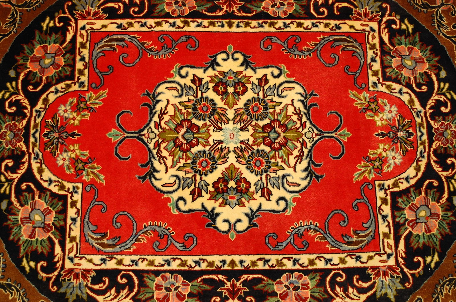 Persian KASHAN RUG 2'3"x 3'3" - 9