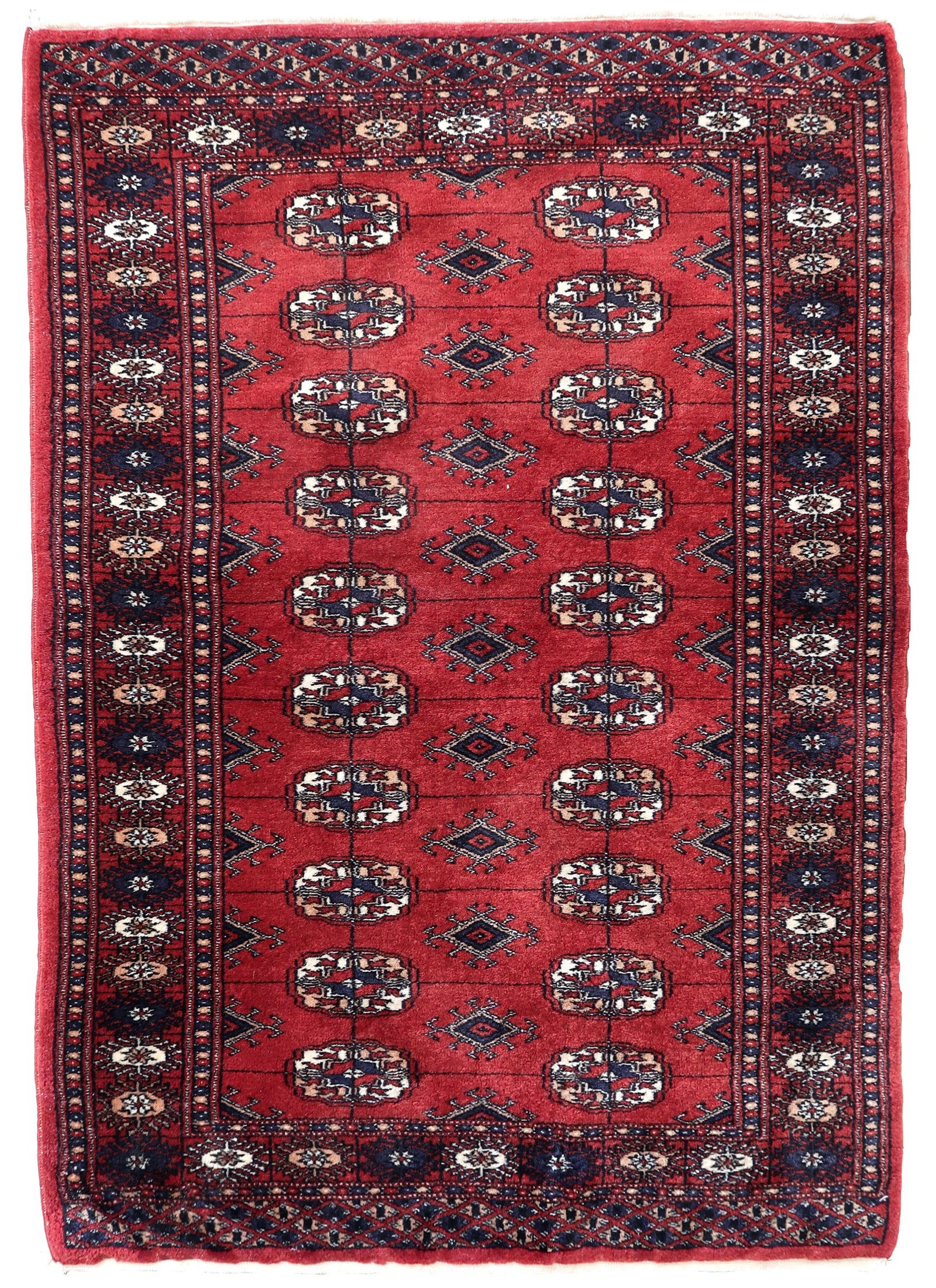 Handmade vintage Uzbek Bukhara rug 2.6' x 3.9' (81cm x 119cm) 1970s: Title:Handmade vintage Uzbek Bukhara rug 2.6' x 3.9' (81cm x 119cm) 1970sOrigin:UzbekistanDimension:2.6' x 3.9' (81cm x 119cm)Materials:woolYear:1970sDescription:Handmade vintage red rug in Bukhara