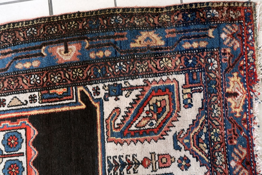 Handmade antique Persian Malayer rug 4' x 6.5' (123cm x 199cm) 1920s - 4