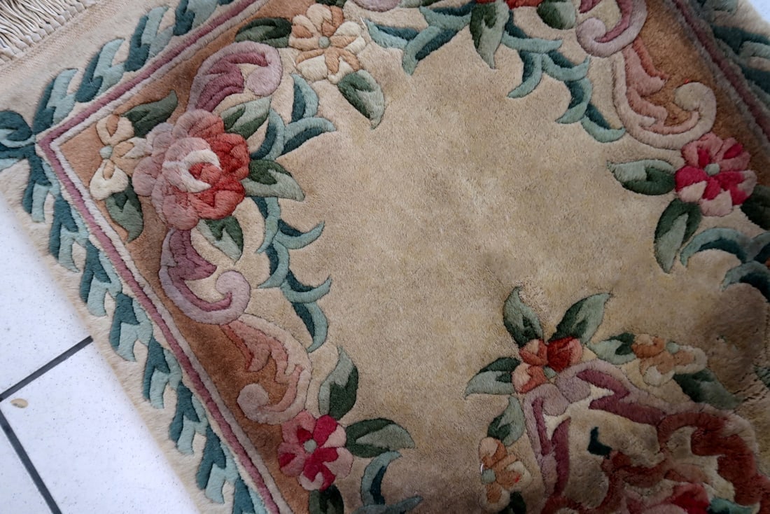 Hand made vintage Art Deco Chinese rug 2' x 4.1' (63cm x 125cm) 1960s - 3