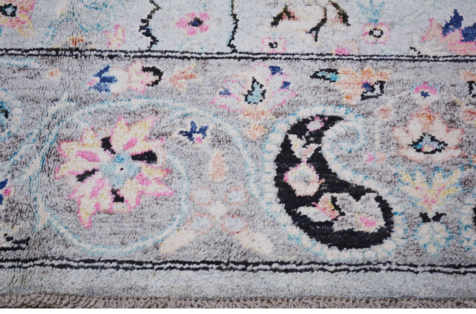 TURKISH HAND KNOTTED WOOL RUG - 5