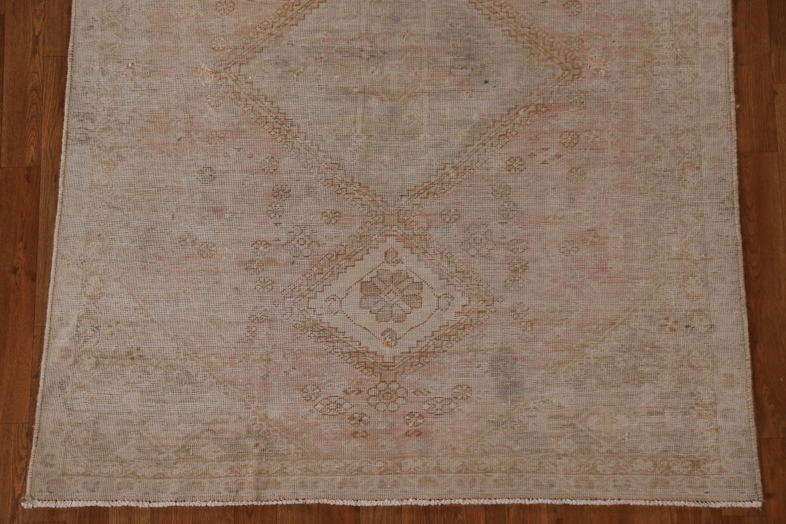 Distressed Shiraz Persian Area Rug 5x6 - 6