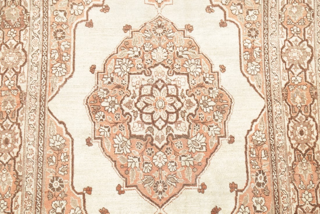 Geometric Ivory 4x6 Tabriz Haj jalili Persian Area Rug - 4