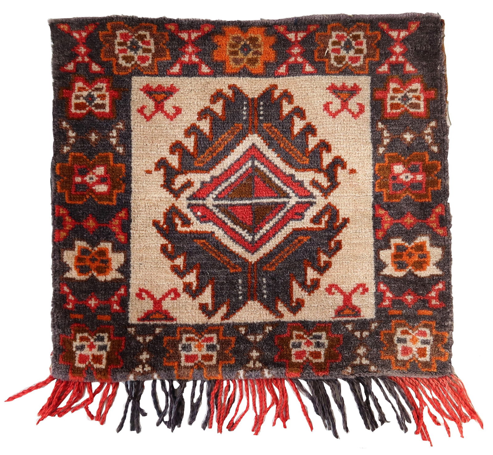 Handmade vintage Turkish Sivas salt bag 1.2' x 1.4' (39cm x 45cm) 1960s: Title:Handmade vintage Turkish Sivas salt bag 1.2' x 1.4' (39cm x 45cm) 1960s Origin:Turkey Dimension:1.2' x 1.4' (39cm x 45cm) Materials:wool Year:1960s Description:Handmade vintage Turkish salt bag