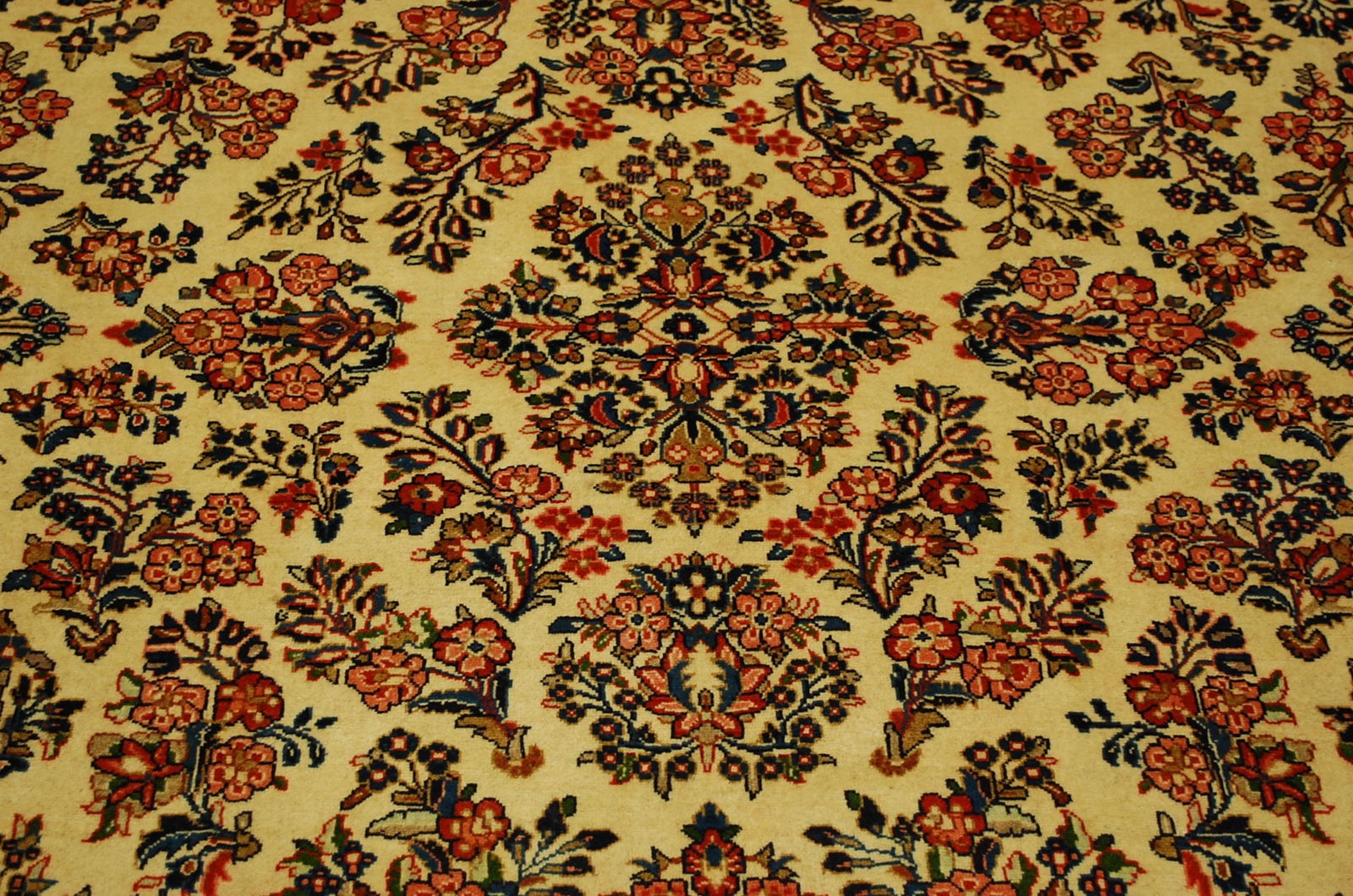 Persian SARUK RUG 7x8.5 - 3