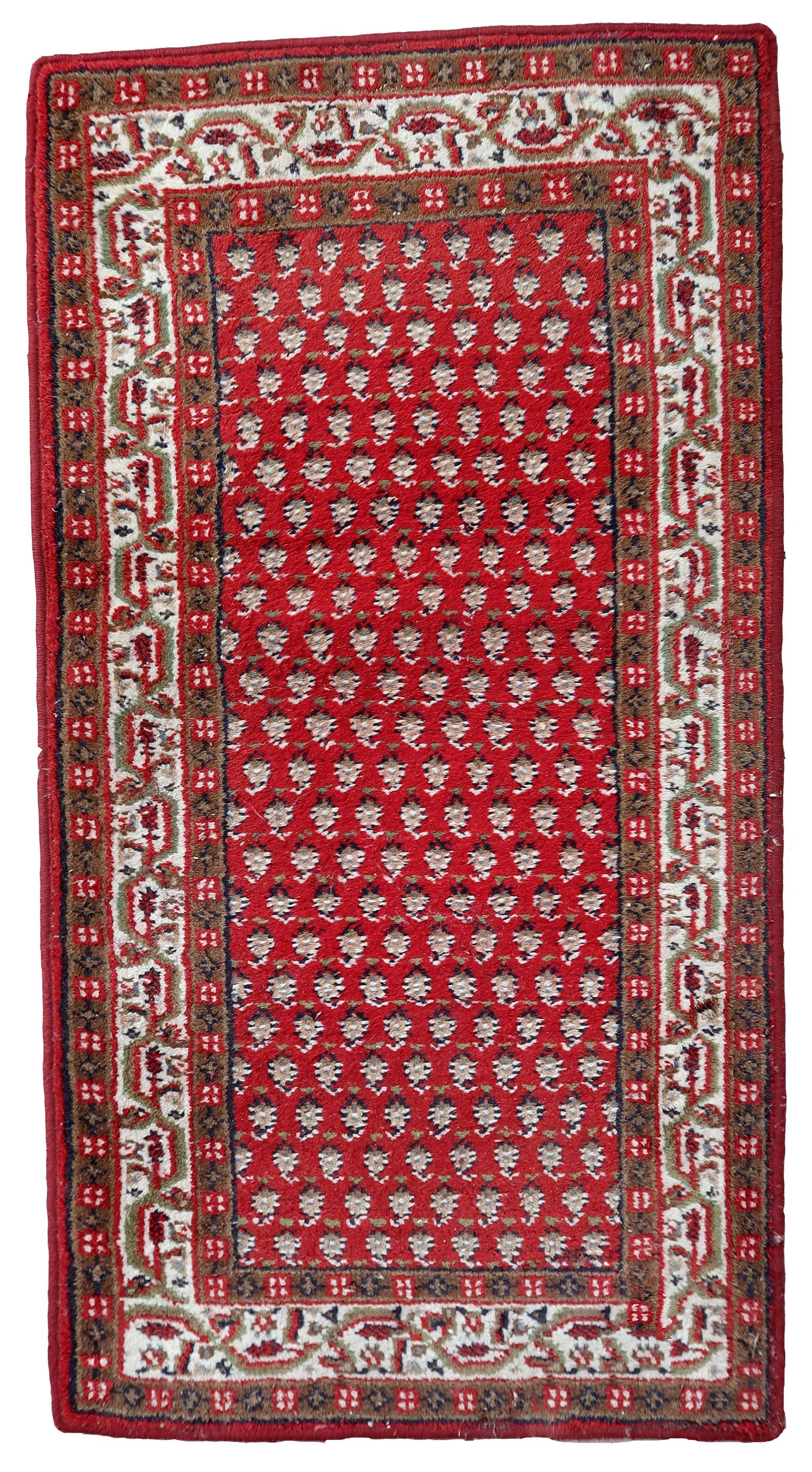 Handmade vintage Indian Seraband rug 2.4' x 4.5' (74cm x 140cm) 1970s: Title:Handmade vintage Indian Seraband rug 2.4' x 4.5' (74cm x 140cm) 1970sOrigin:IndiaDimension:2.4' x 4.5' (74cm x 140cm)Materials:woolYear:1970sDescription:Handmade vintage Indian Seraband rug in