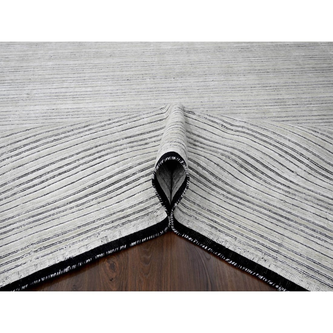 Black and Ivory Modern Textured Design Hand Loomed Wool and Silk Rug - 5