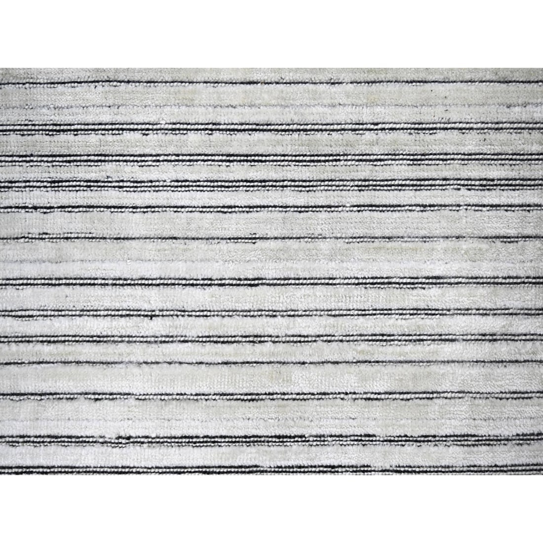 Black and Ivory Modern Textured Design Hand Loomed Wool and Silk Rug - 8