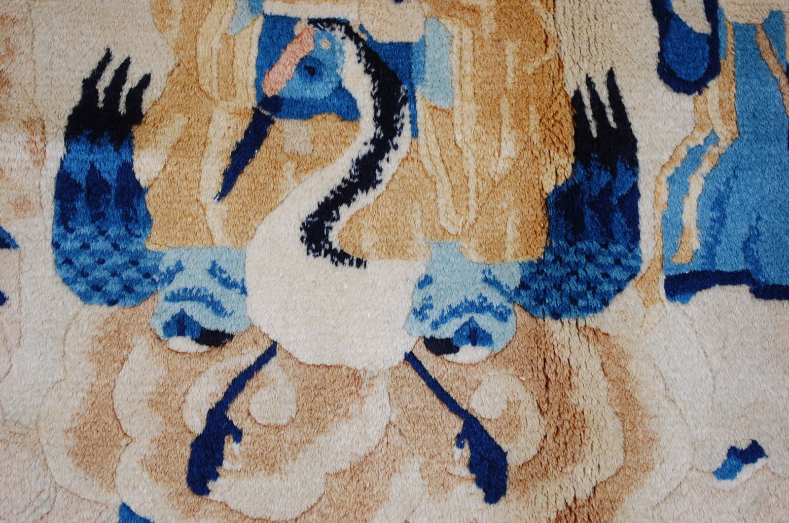 CHINESE RUG 4' x 6' - 10