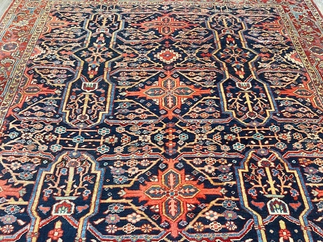 Unique Persian Heriz Rug-VG - 4