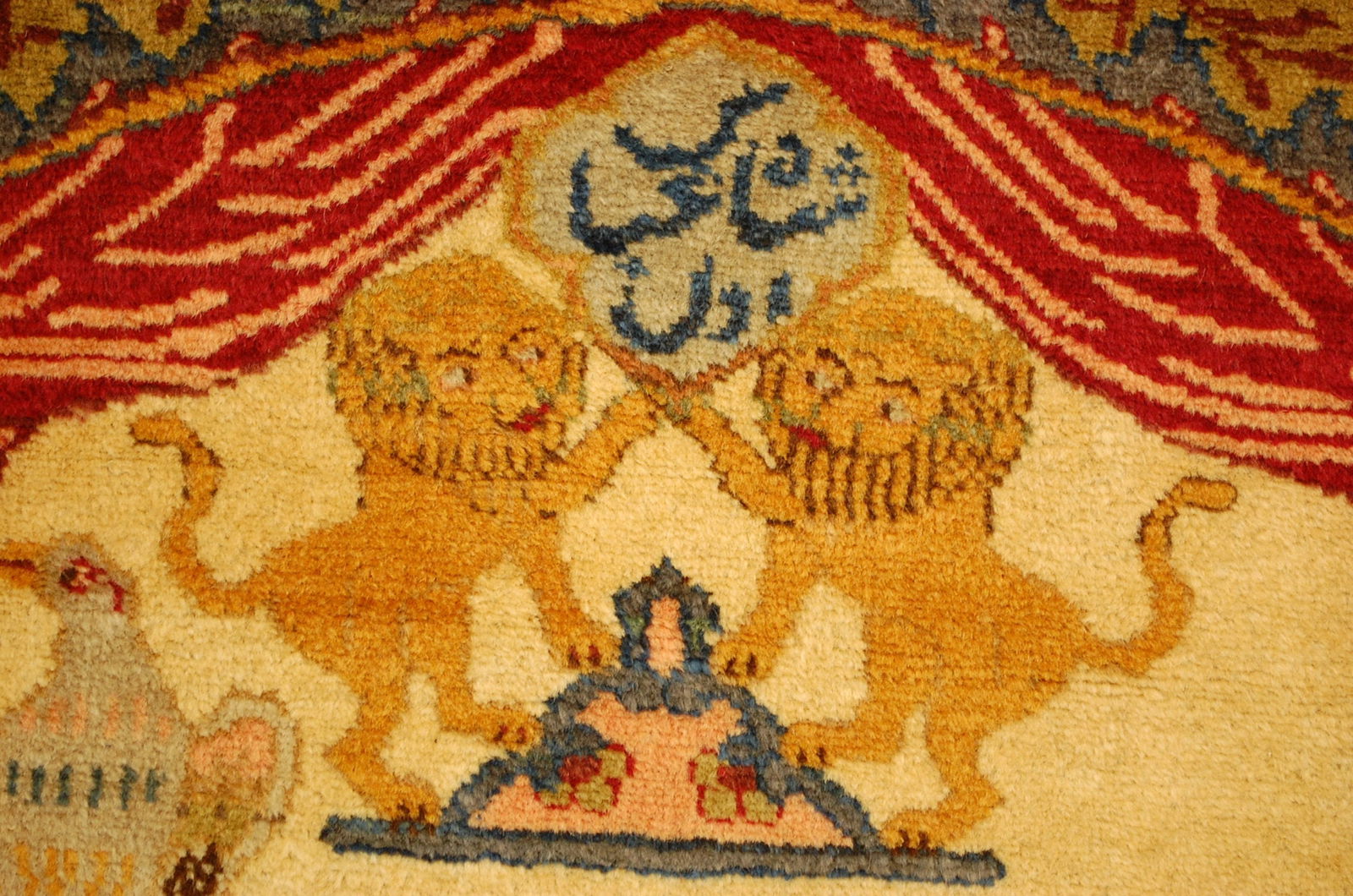 Persian TABRIZ RUG 4.8 X 5.10 - 9