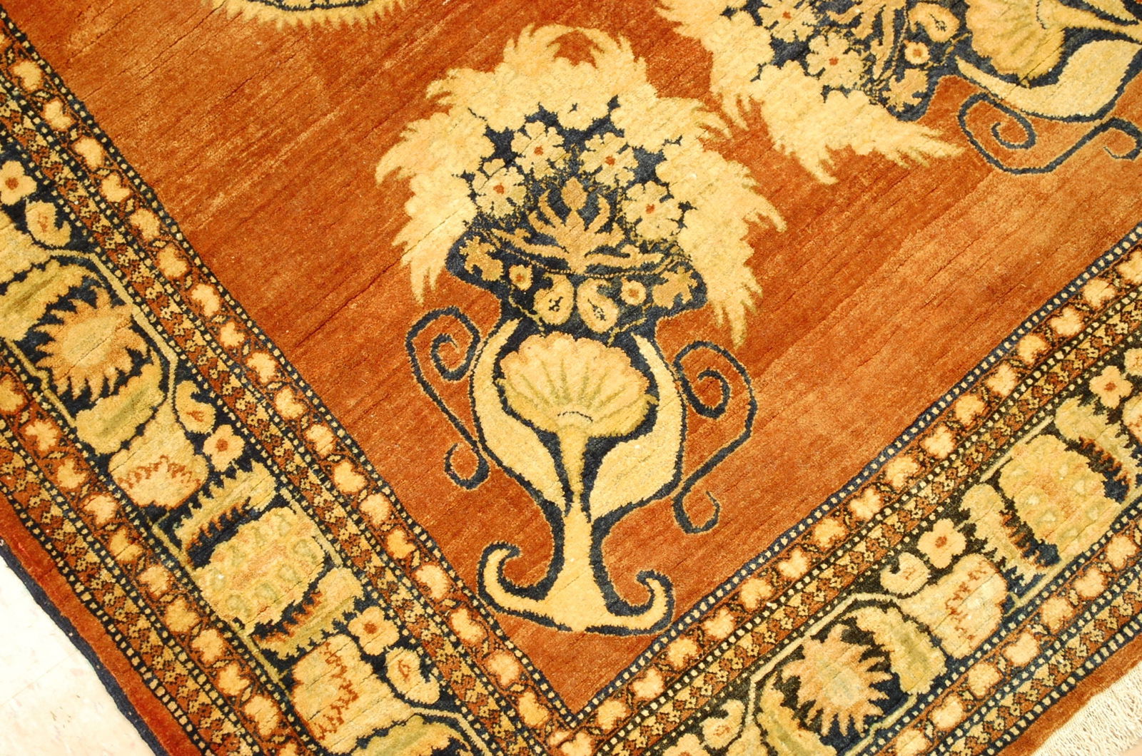 Persian TABRIZ RUG 3.4x5.7 - 8