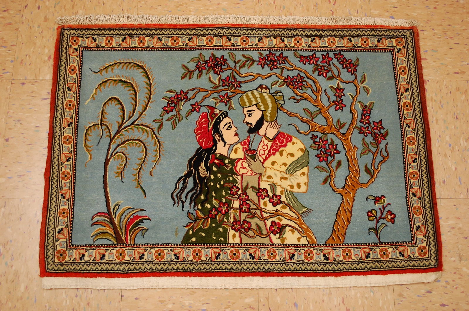 Persian KASHAN RUG 2'1" x 3': Title: Persian KASHAN RUG 2'1" x 3' Description:OLD,ANTIQUE HIGHLY DETAILED PICTORAL OF LOVERS LEYLA and MAJNOON LOVE STORY LIKE ROMEO and JULIET Persian KASHAN ORIENTAL RUG...........with an exact