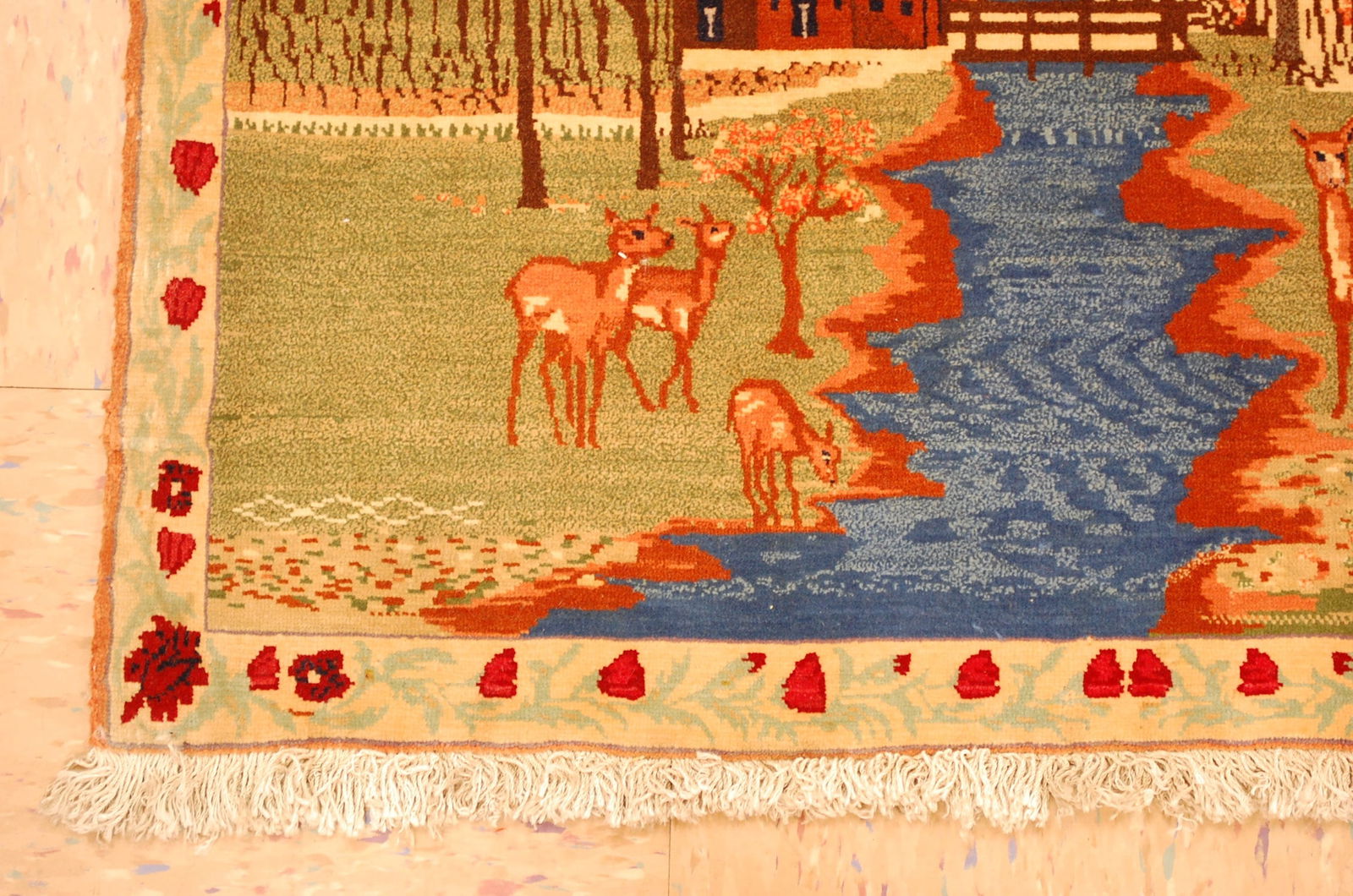 Persian ISFAHAN RUG 2'4" x 2'9" - 2