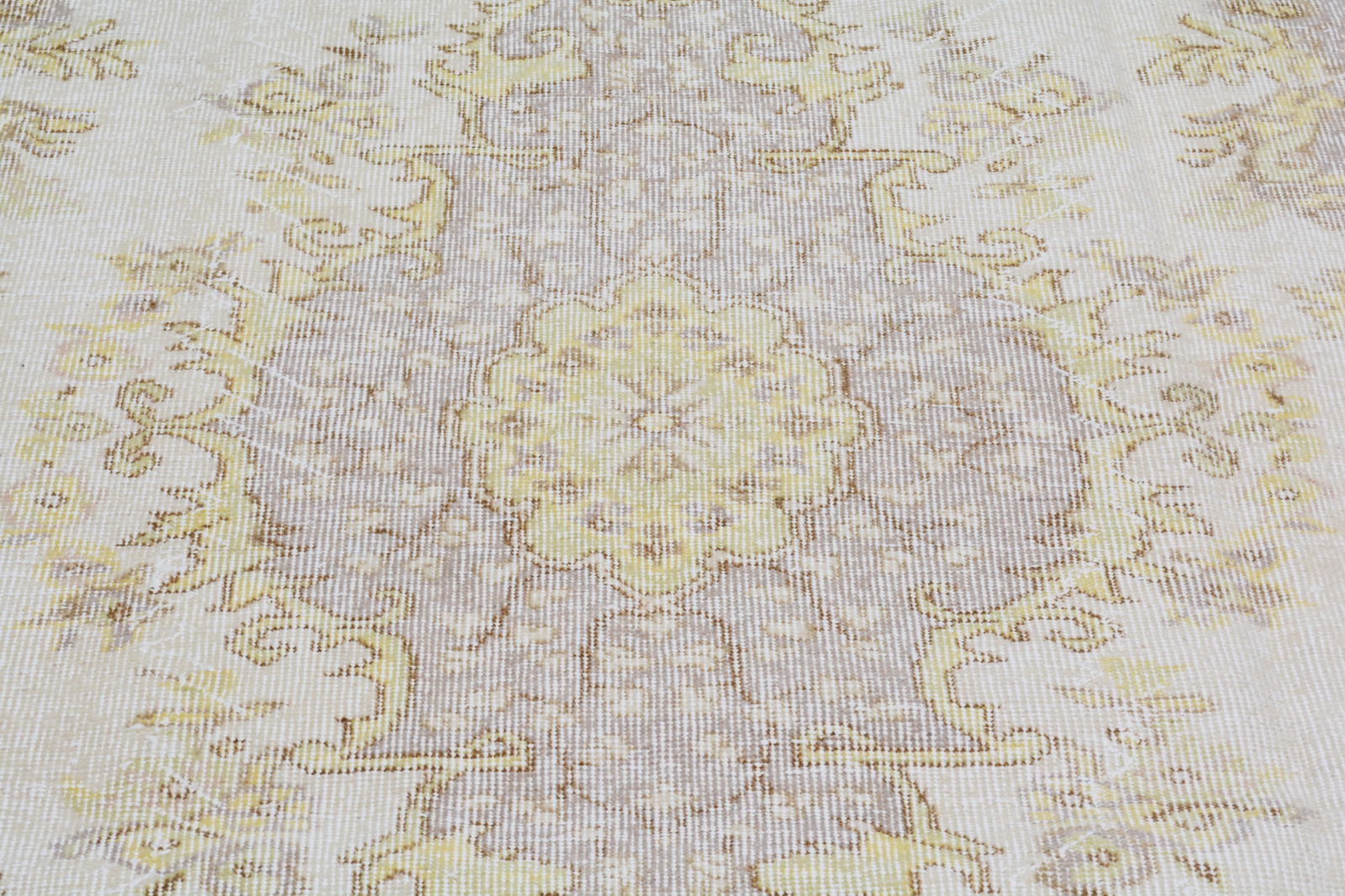TURKISH HAND KNOTTED WOOL RUG - 3