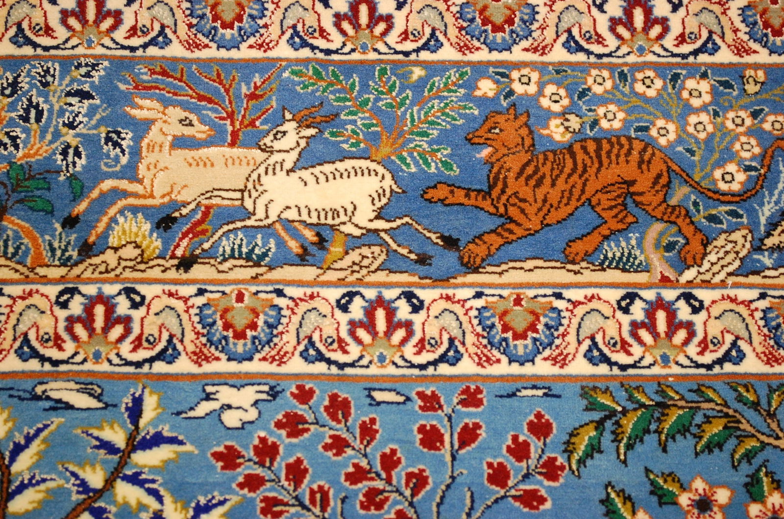 Persian ISFAHAN RUG 3.5x5.1 - 8