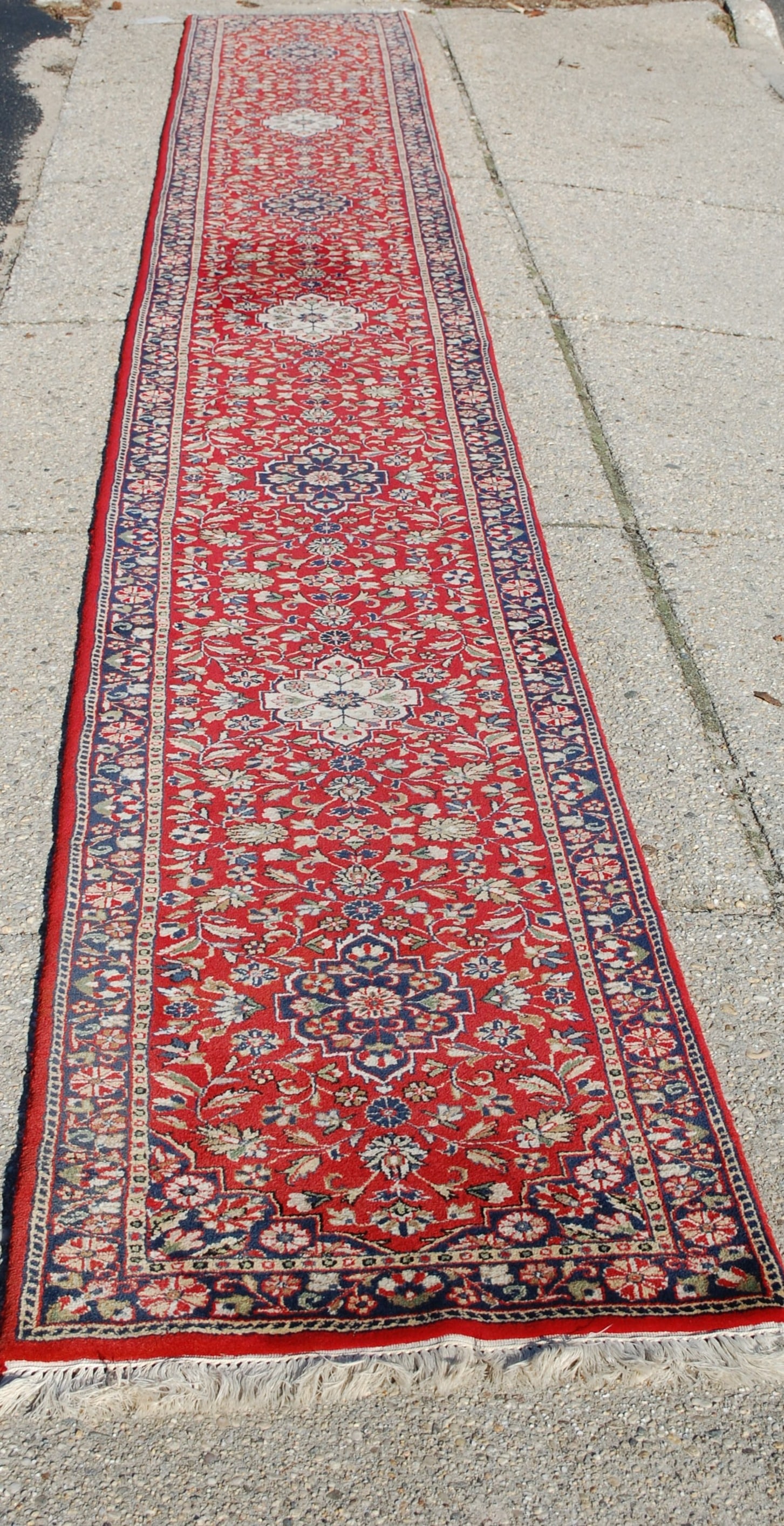 Persian SAROUK RUNNER 2'6" x 21'10" (1 of 9)