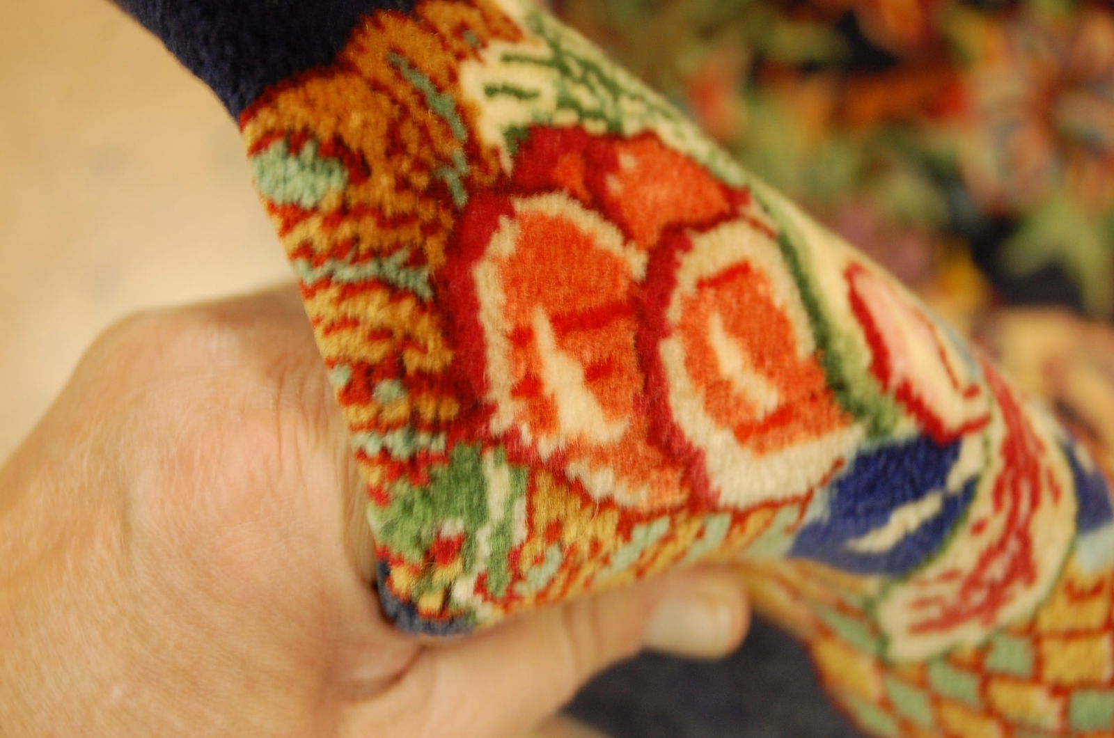 Persian KASHAN RUG 1'10" x 2'11" - 8