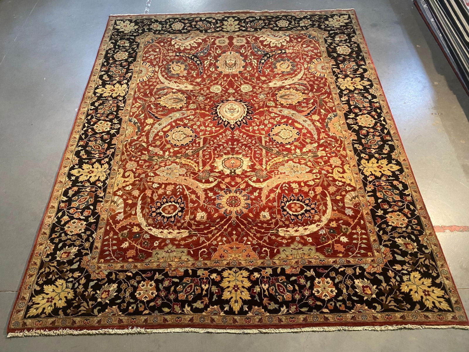 Exquisite Classic Rug 8x10 (1 of 8)