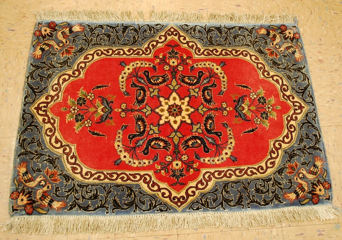 Persian KASHAN ,2'1" x 3'1": Title: Persian KASHAN ,2'1" x 3'1" Description:OLD,ANTIQUE KOWK WOOL_HIGH KPSI Persian KASHAN ORIENTAL RUG ..........with an exact size of 2'1" x 3'1" ....GREAT subjects BIRDS DESIGN OF KASHAN RUG
