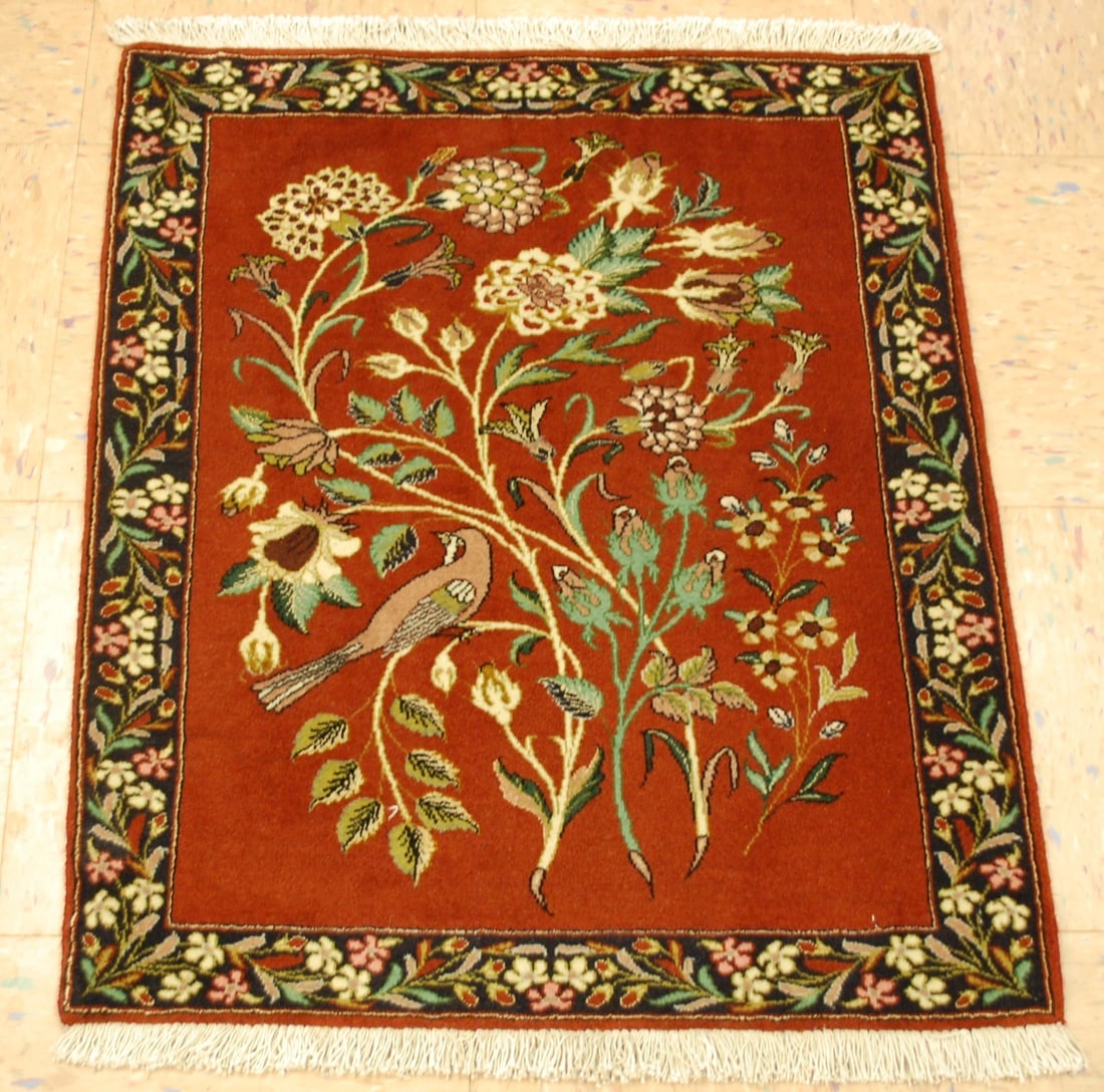 Persian QOME RUG 2'1"x 2'6": Title: Persian QOME RUG 2'1"x 2'6" Description:OLD,HIGHLY DETAILED FINE HIGH KPSI with LOTS OF SILK HIGHLIGHTS Persian -QOME ORIENTAL RUG .....with exact size of 2'1"x 2'6" ..........very delicately
