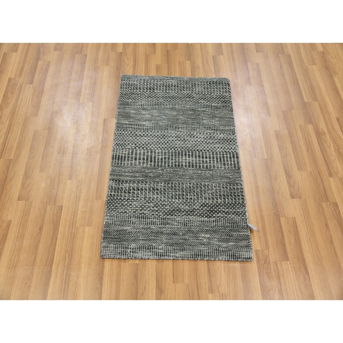 Echo Gray Hand Knotted Pure Dyed Wool Grass Design Mat Rug - 2