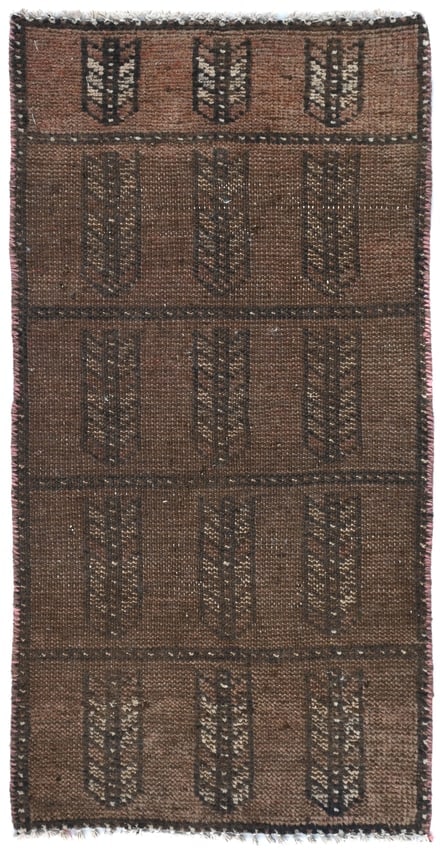 Semi Antique Muted Floral 1'5X2'9 Distressed Vintage Oriental Rug: Title: Semi Antique Muted Floral 1'5X2'9 Distressed Vintage Oriental RugDescription:Hand-knotted semi-antique Oriental rug made with care and precisionTraditional floral design suitable for foyers