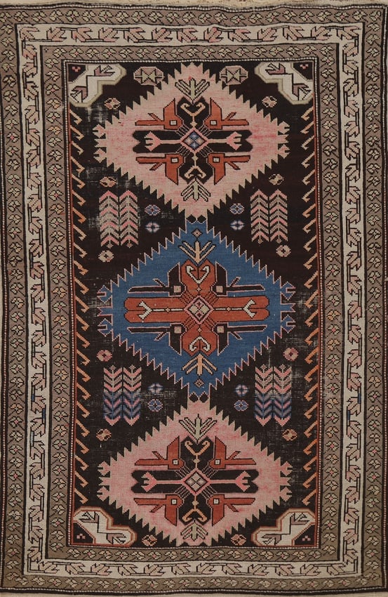 Antique Vegetable Dye Kazak Wool Accent Rug 4X5: Title:Antique Vegetable Dye Kazak Wool Accent Rug 4X5Origin:A Beautiful Genuine Russia Kazak rug is Hand Knotted by skillful weavers in Russia with 100% Wool Material. This rug is in Very Good