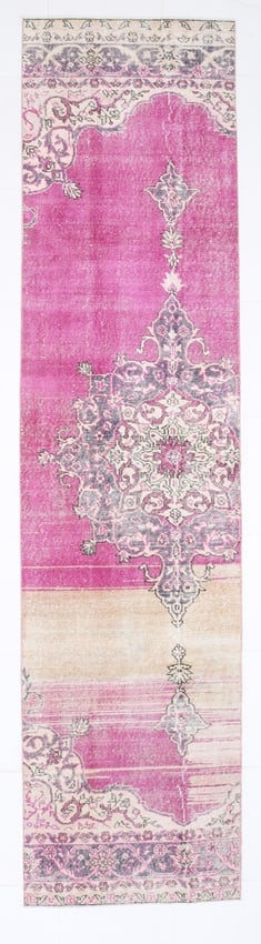 2'5'' X 10'0'' Handmade Vintage Wool Rug - 22980: Title: 2'5'' X 10'0'' Handmade Vintage Wool Rug - 22980 Description:2'5'' X 10'0'' Handmade Vintage Wool Rug - 22980 Origin:Turkiye Date/Period:1960-90 Materials:Wool,Cotton Dimension:2'5''X10'0'' ft,