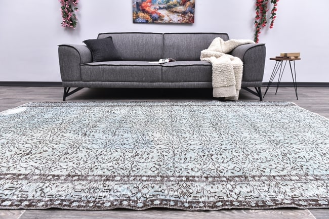 5'8'' X 9'2'' Decorative Vintage Rug - 245337: Title: 5'8'' X 9'2'' Decorative Vintage Rug - 245337Description:5'8'' X 9'2'' Decorative Vintage Rug - 245337Origin:TurkiyeDate/Period:1960-90Materials:Wool,CottonDimension:5'8''X9'2'' ft, 173X281 cm