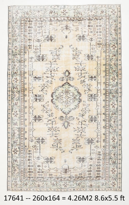 5'4'' X 8'6'' Handmade Vintage Wool Rug - 17641: Title: 5'4'' X 8'6'' Handmade Vintage Wool Rug - 17641Description:5'4'' X 8'6'' Handmade Vintage Wool Rug - 17641Origin:TurkiyeDate/Period:1960-90Materials:Wool,CottonDimension:5'4''X8'6'' ft,