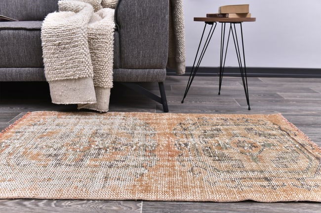 2'5'' X 4'0'' Handmade Vintage Wool Rug - 245339: Title: 2'5'' X 4'0'' Handmade Vintage Wool Rug - 245339 Description:2'5'' X 4'0'' Handmade Vintage Wool Rug - 245339 Origin:Turkiye Date/Period:1960-90 Materials:Wool,Cotton Dimension:2'5''X4'0'' ft,