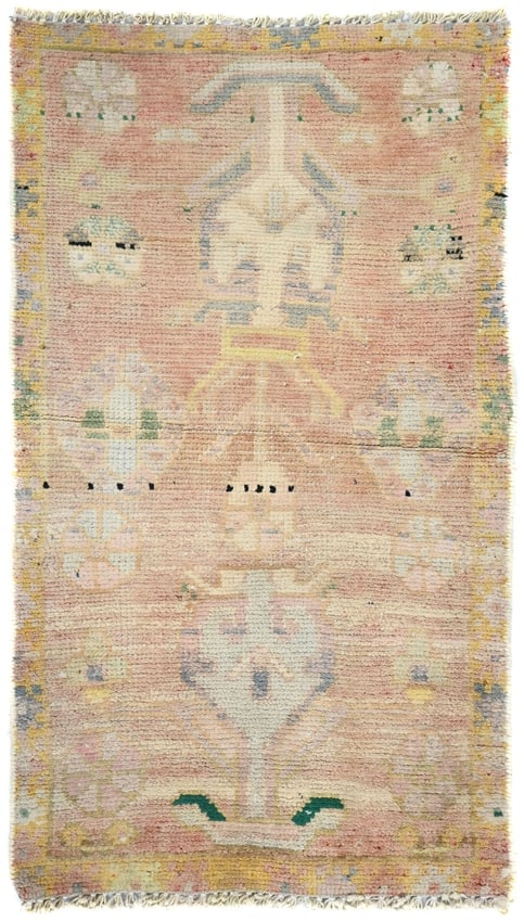Semi Antique Muted Floral 1'5X2'9 Distressed Vintage Oriental Rug: Title: Semi Antique Muted Floral 1'5X2'9 Distressed Vintage Oriental RugDescription:Hand-knotted semi-antique Oriental rug made by skilled artisansTraditional floral motif ideal for entryway or foyer
