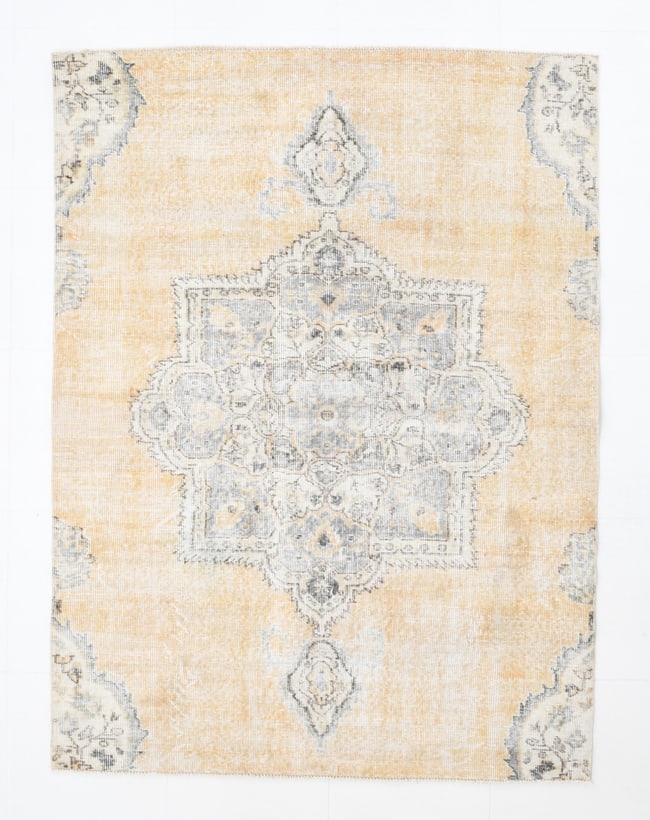 4'5'' X 5'11'' Handmade Vintage Wool Rug - 7104: Title: 4'5'' X 5'11'' Handmade Vintage Wool Rug - 7104 Description:4'5'' X 5'11'' Handmade Vintage Wool Rug - 7104 Origin:Turkiye Date/Period:1960-90 Materials:Wool,Cotton Dimension:4'5''X5'11'' ft, 1