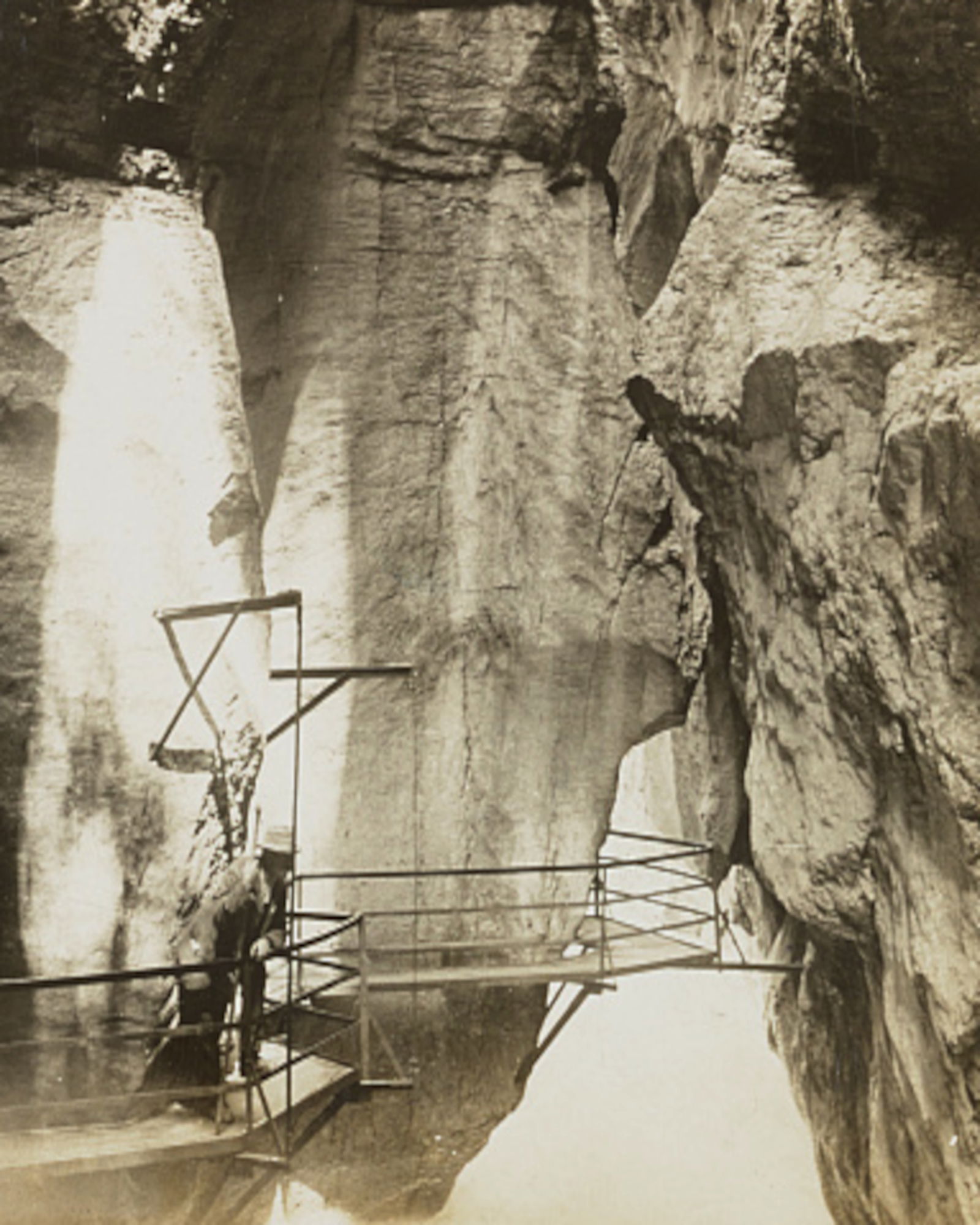 1903, Crevice In The Cliffs, Switzerland