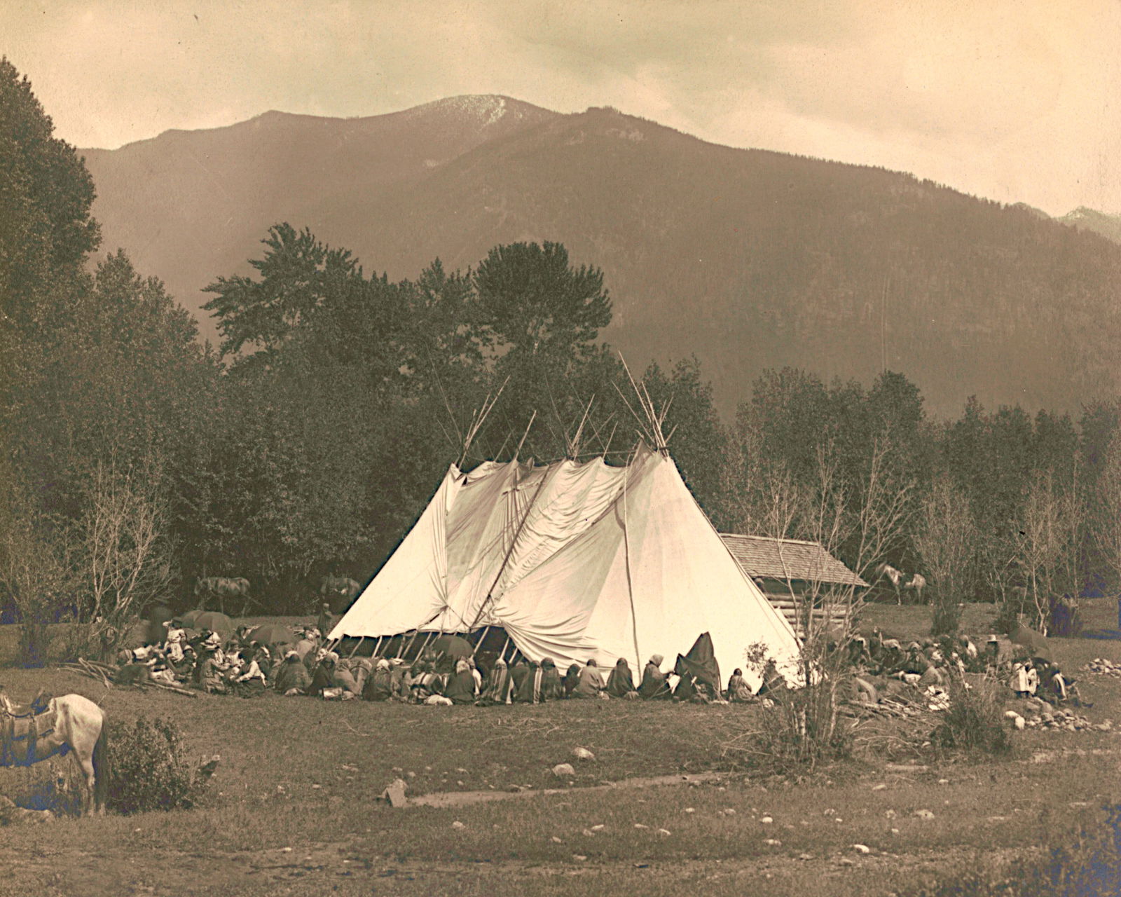 1914, INDIAN ENCAMPMENT, NORTHWEST PLATEAU: Title: 1914, INDIAN ENCAMPMENT, NORTHWEST PLATEAU Artist/Source: BY GEORGE CLINTON SEE TITLE Dimensions: 8X10 / 10X8 ACCORDINGLY Description: || UNITED STATES SHIPPING ONLY! || This lot is a Dye