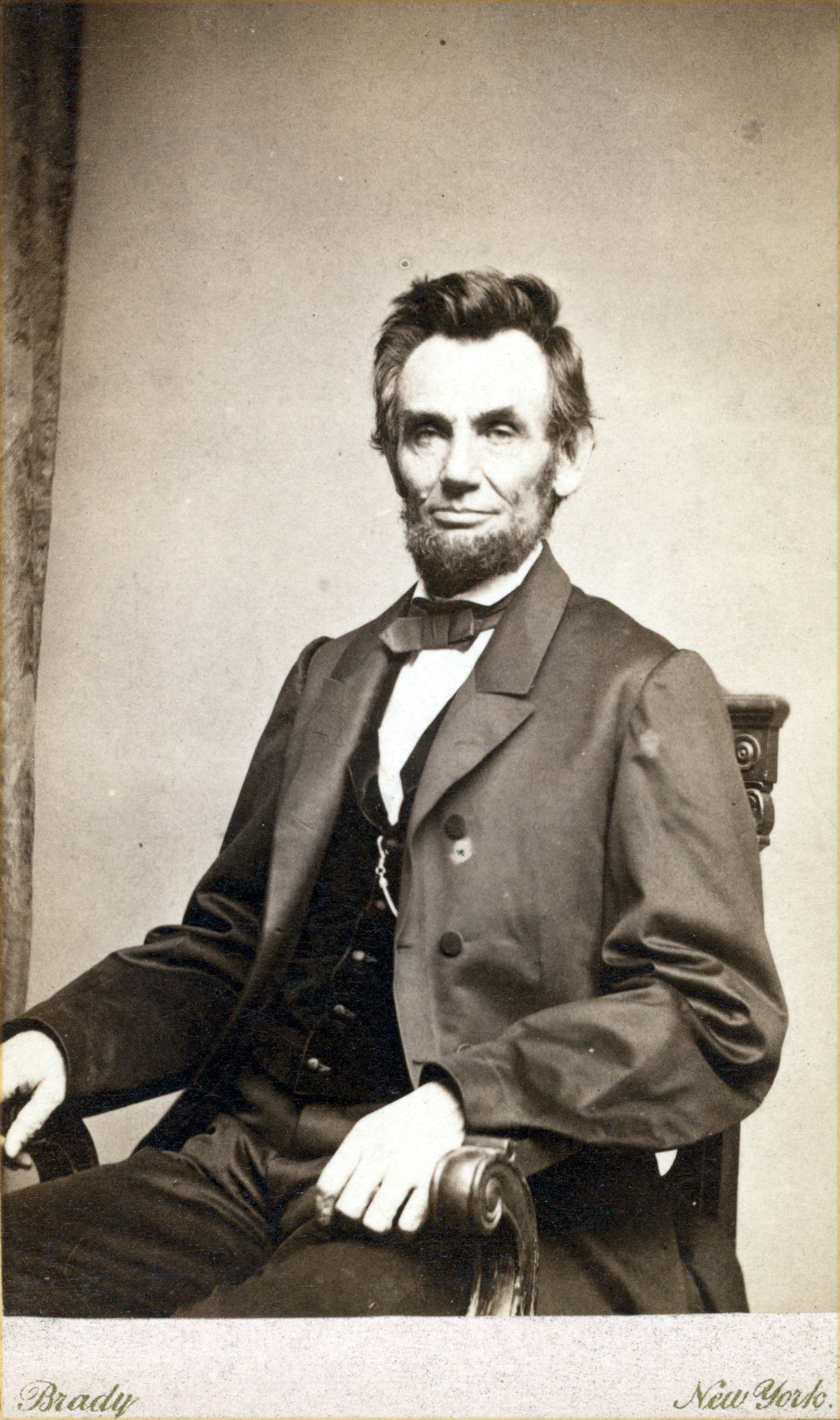 1864, JAN. 8, 19X13" PRESIDENT LINCOLN IN CHAIR BY MATTHEW BRADY: Title: 1864, JAN. 8, 19X13" PRESIDENT LINCOLN IN CHAIR BY MATTHEW BRADY Artist/Source: MATTHEW BRADY SEE TITLE Dimensions: 19X13 Description: || UNITED STATES SHIPPING ONLY! || This lot is a Dye Based