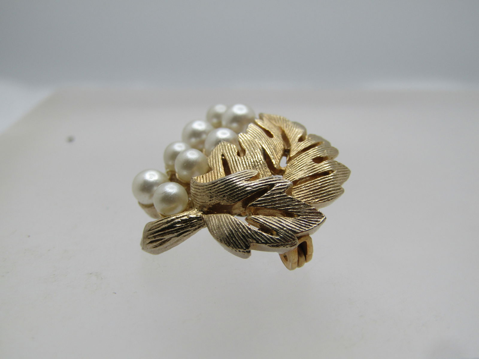 Vintage 10kt 6mm Pearl Earrings, Pierced Studs, Signed, 1960's-1980's - 5