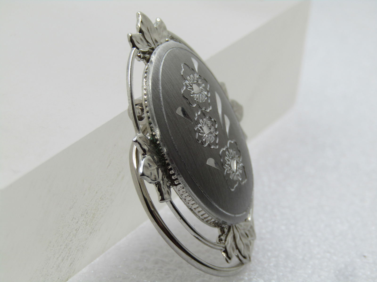 Vintage Engraved Floral Scarf Clip, Signed Jeri-Lou, 1970's-1980's - 3